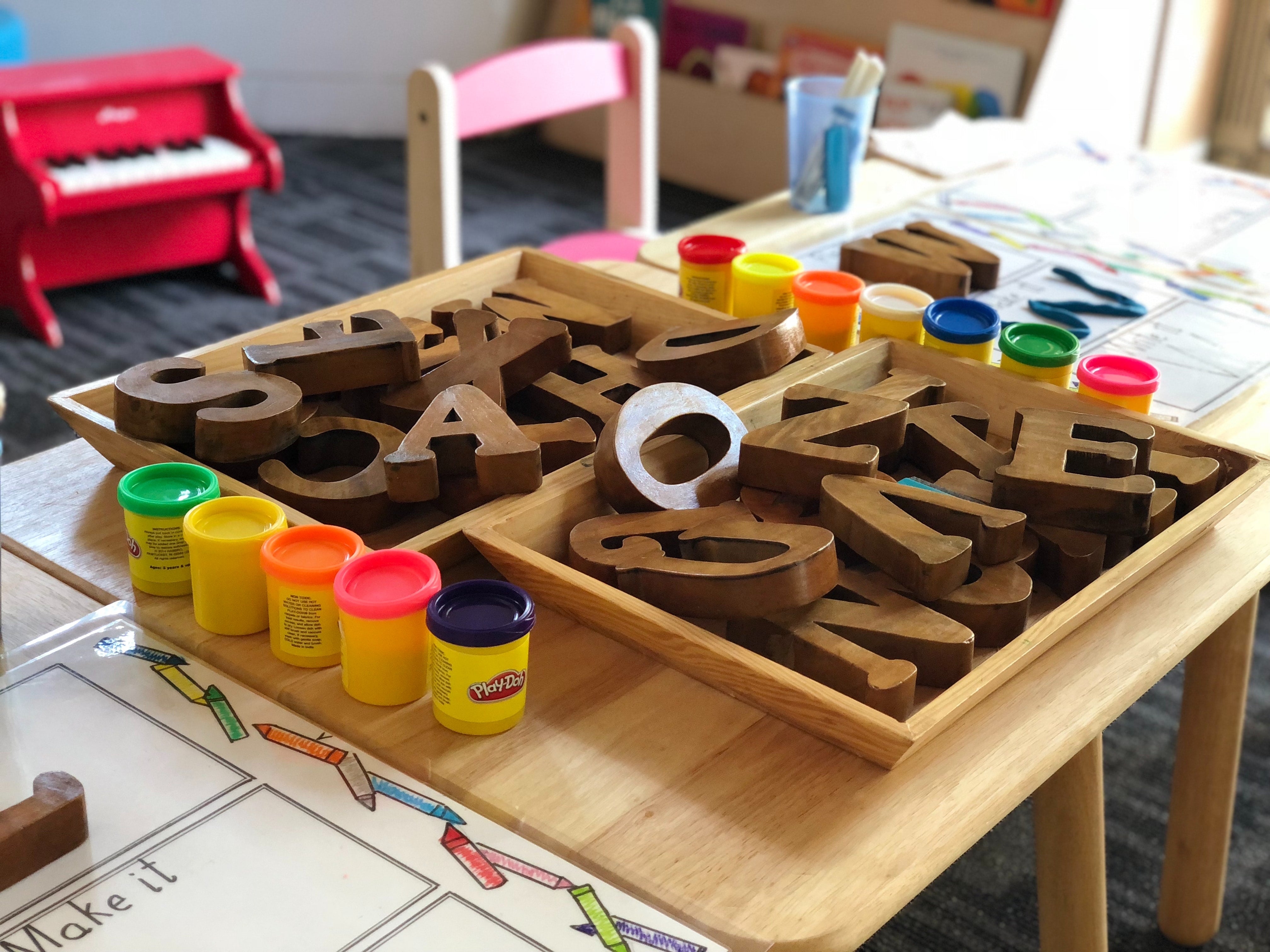 12 Signs of A Good Daycare Center - Simplified Playgrounds