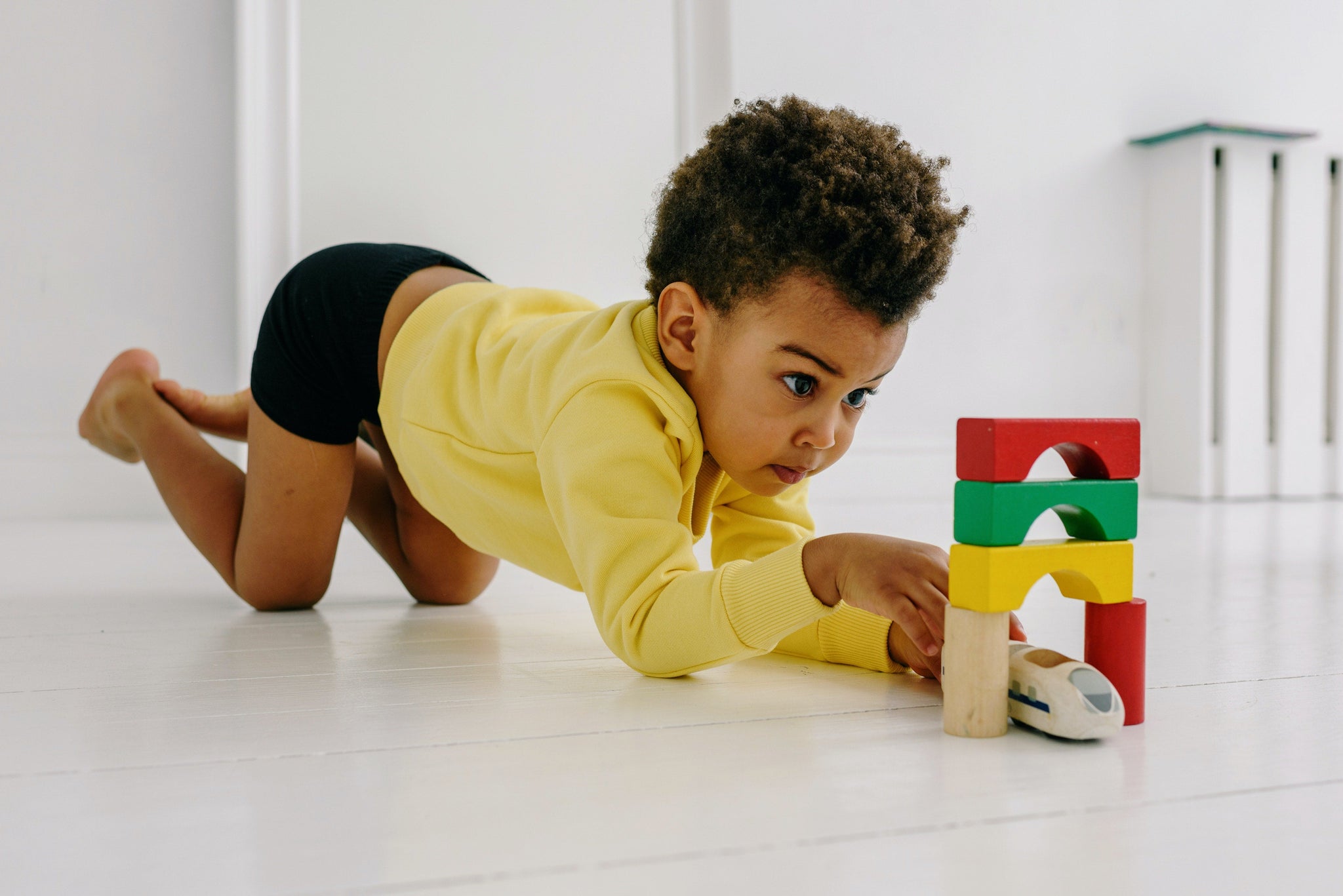 How to Encourage Independent Play in Children